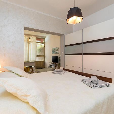 Design Apartment Новиград Екстериор снимка