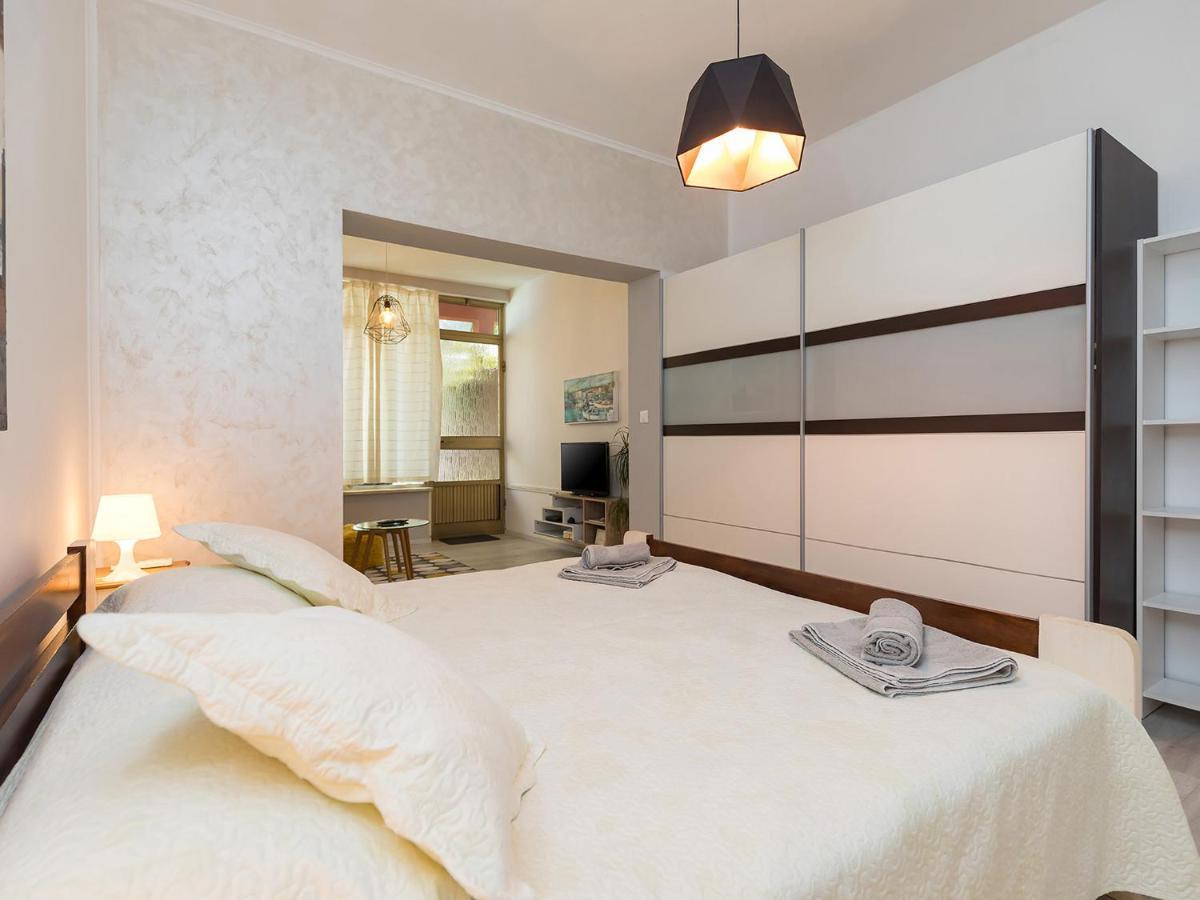 Design Apartment Новиград Екстериор снимка